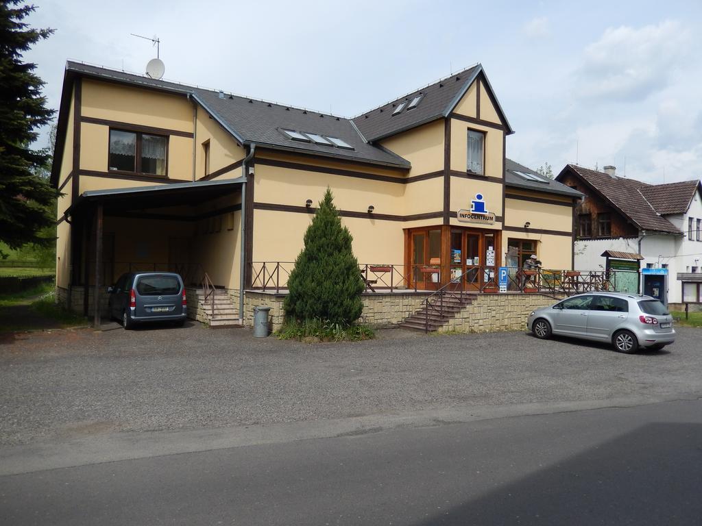 Penzion V Infocentru Srbská Kamenice Extérieur photo